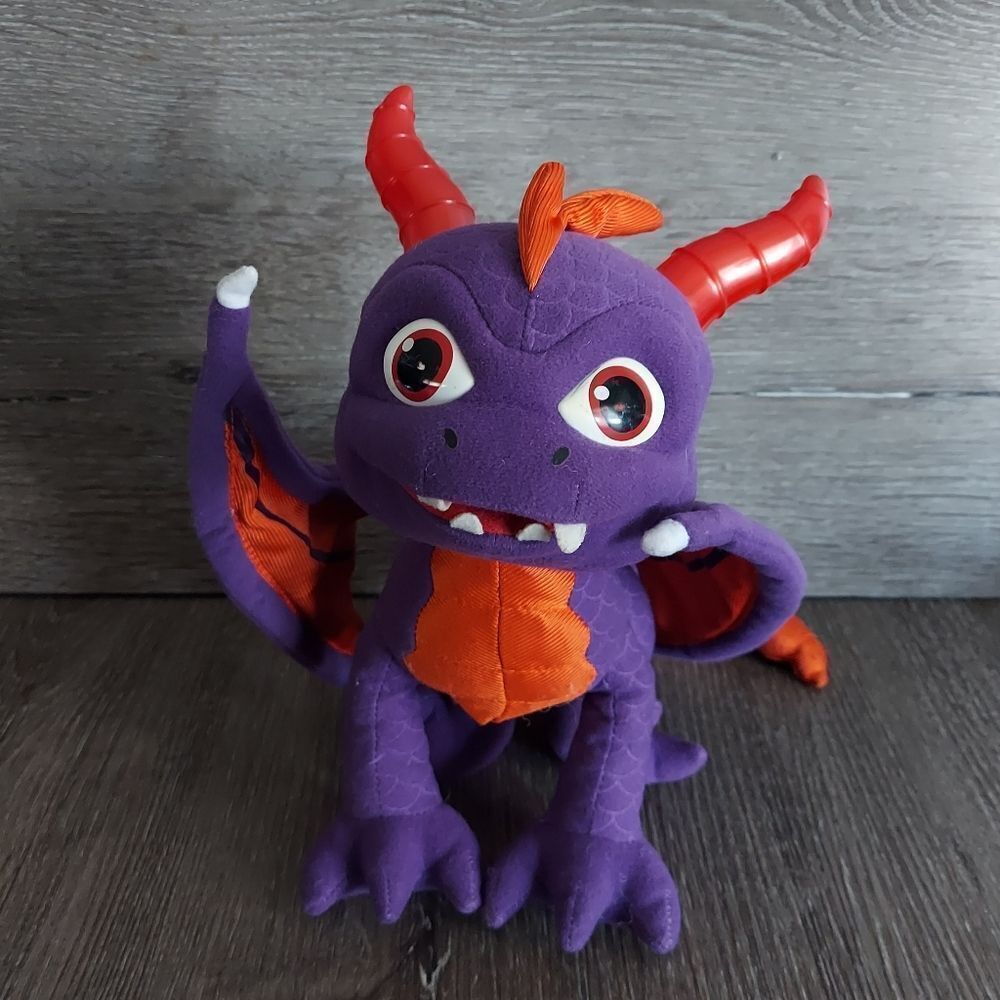 Skylanders Spyros The Purple Dragon Plush Light And Sound Works 2012